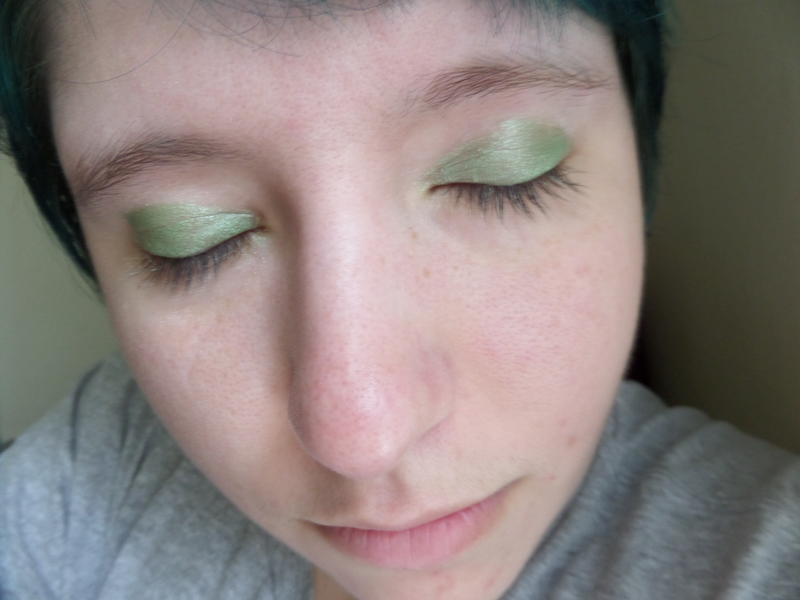 Illustration for article titled Quetzal Inspired Makeup Tutorial!